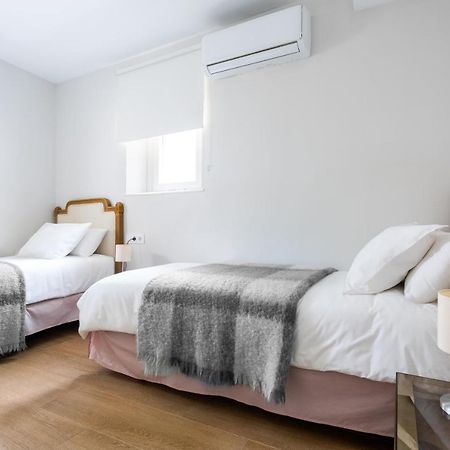 Plaza Espana, Acogedor Apartamento Con Patio เซบีญา ภายนอก รูปภาพ