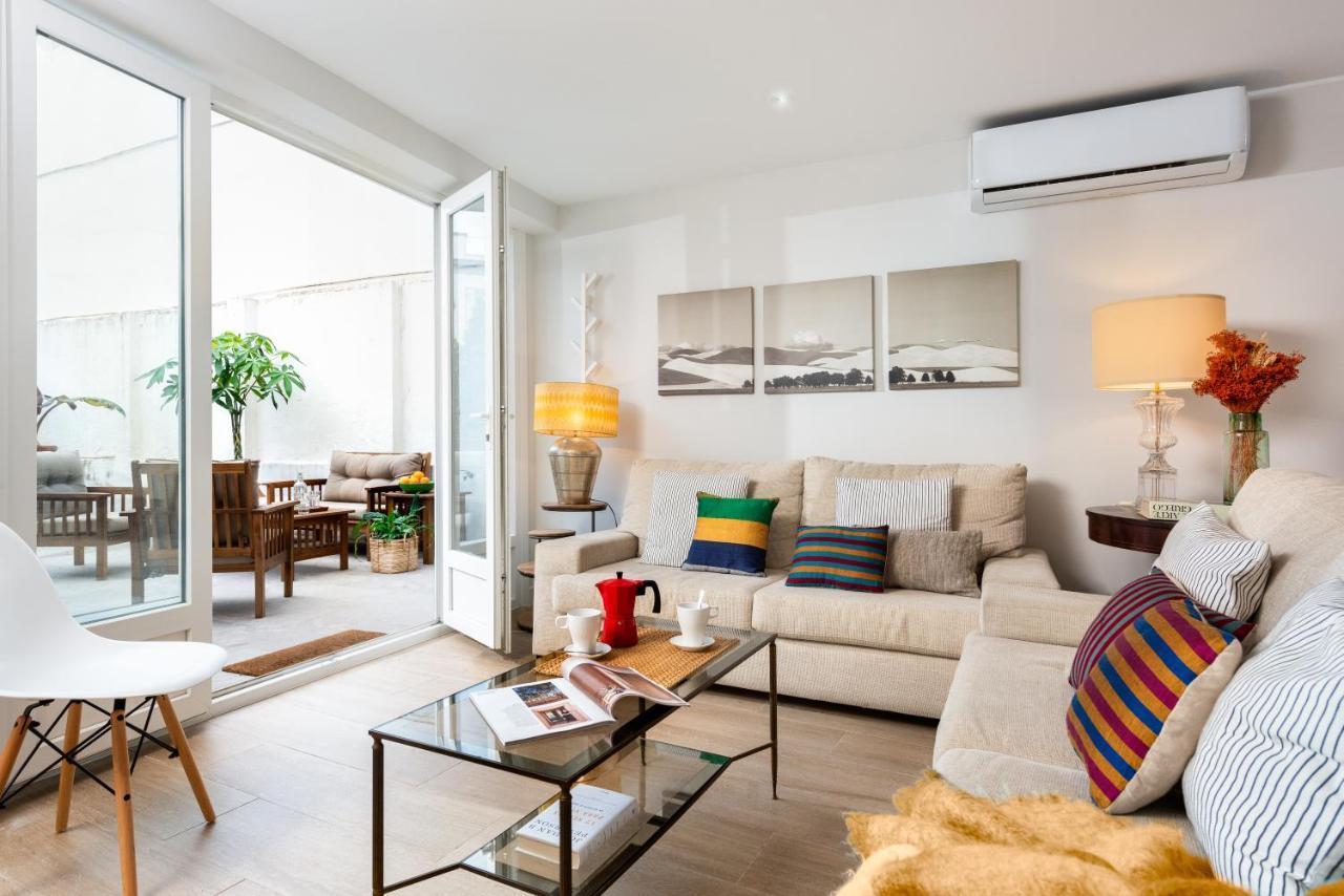 Plaza Espana, Acogedor Apartamento Con Patio เซบีญา ภายนอก รูปภาพ
